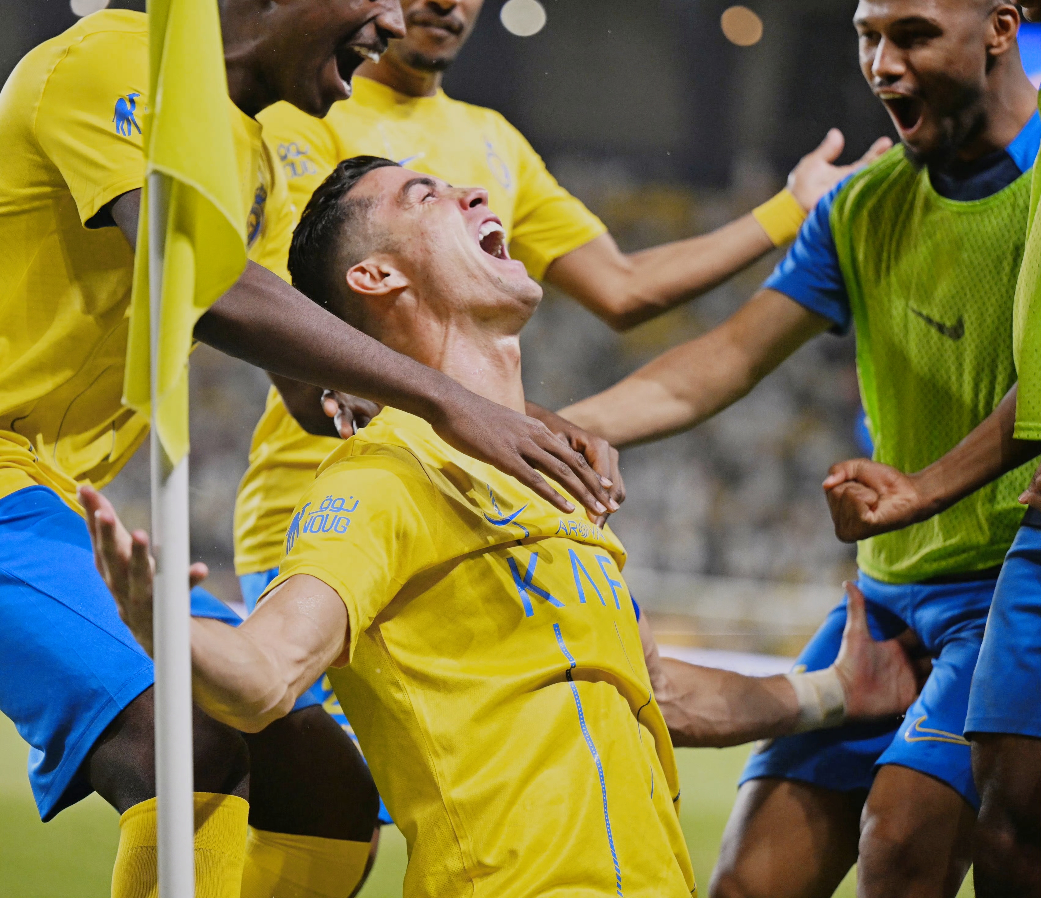 开云-C罗迎来二十赛季出色发挥，掘金观众热烈欢呼！-开云